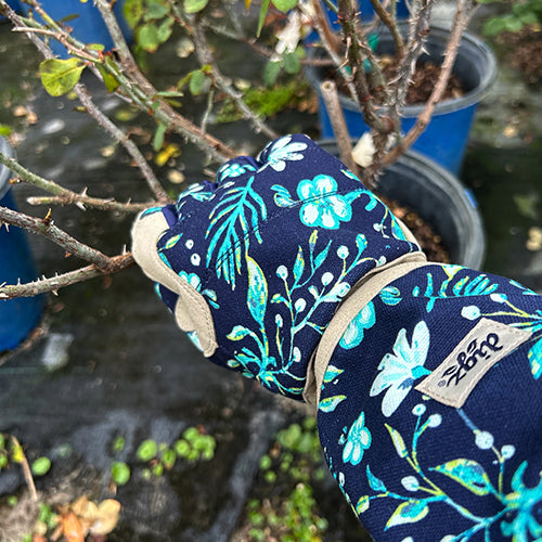 Long Cuff Rose Picker Gloves